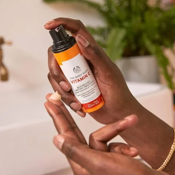 The Body Shop Vitamin C Skin Boost & Smoother (30 ml)